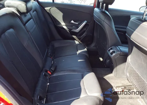 2019 Mercedes-Benz A 220 из США, поврежденный, VIN WDD3G4EB2KW020346